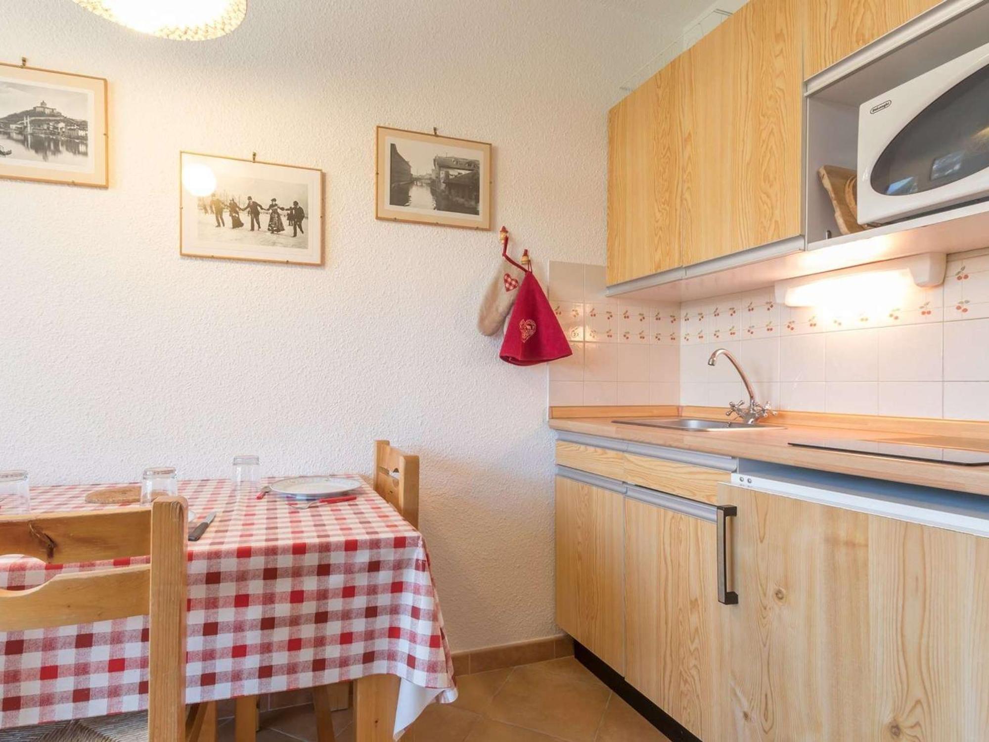 Charmant Studio Montgenevre, 3 Pers, Balcon Sud, Proche Pistes - Fr-1-330D-31 Eksteriør billede